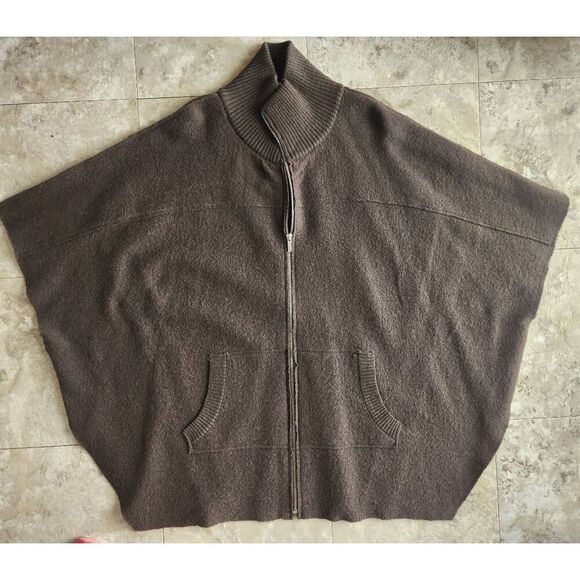 O2 Katie Todd gray 100% Wool high neck zip up batwing style poncho w raw hem NWT - Picture 5 of 13